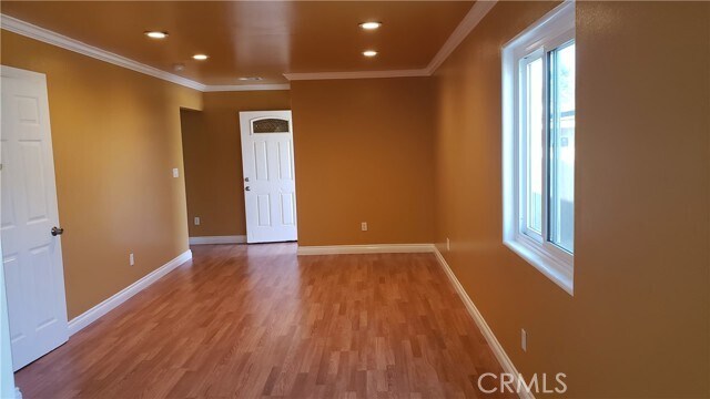 Foto del edificio - 718 E 40th Pl