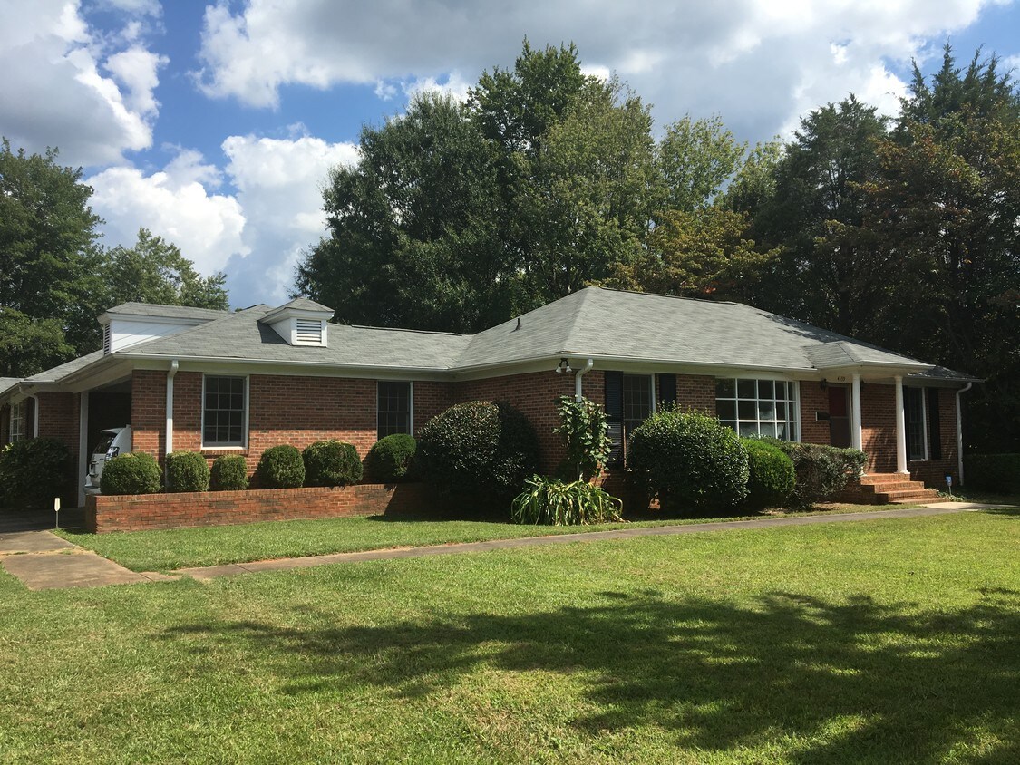 4539 Randolph Rd, Charlotte, NC 28211 House Rental in Charlotte, NC