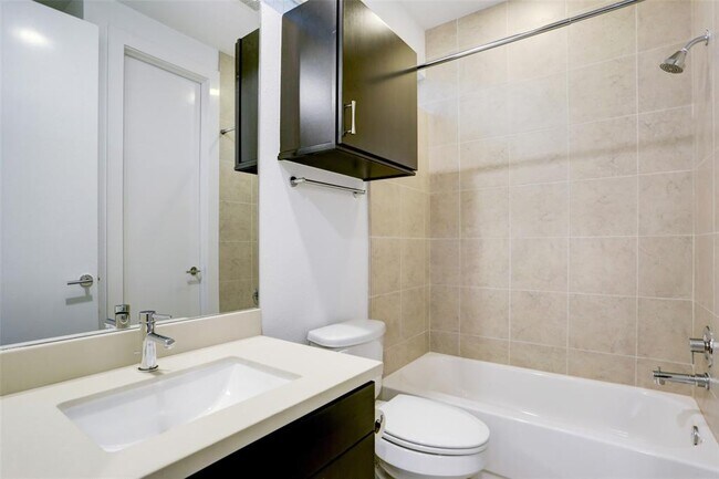 Foto del edificio - 2344 Commerce St