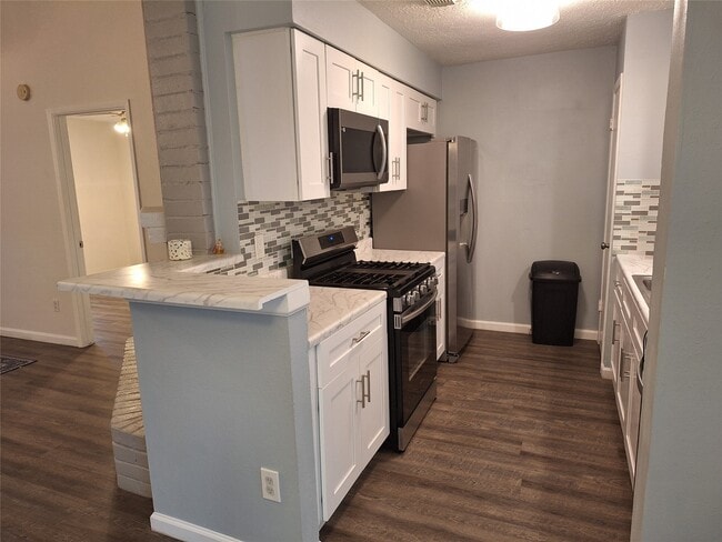 Building Photo - 19959 Salt River Ct