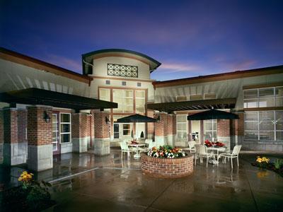 Foto del edificio - "Spacious 3-Bedroom Denver Condo with Cozy Fireplace & Modern Comforts!"