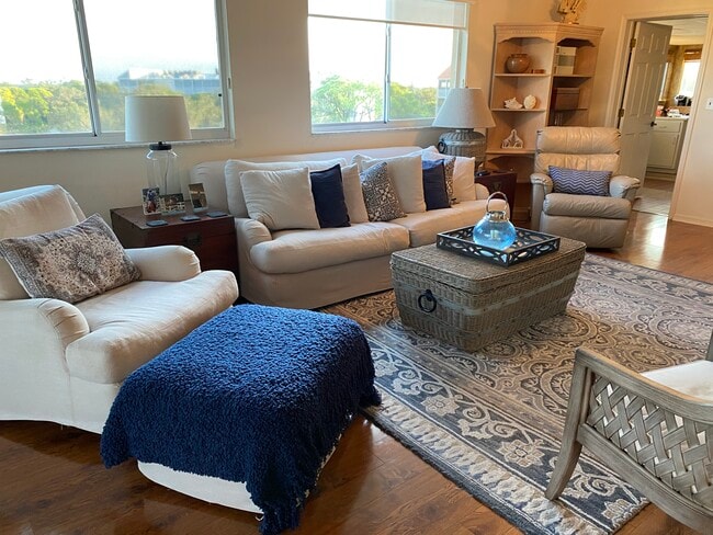Sala de estar - 15171 Cedarwood Ln