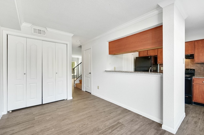 Foto del edificio - Reserve at Westwood