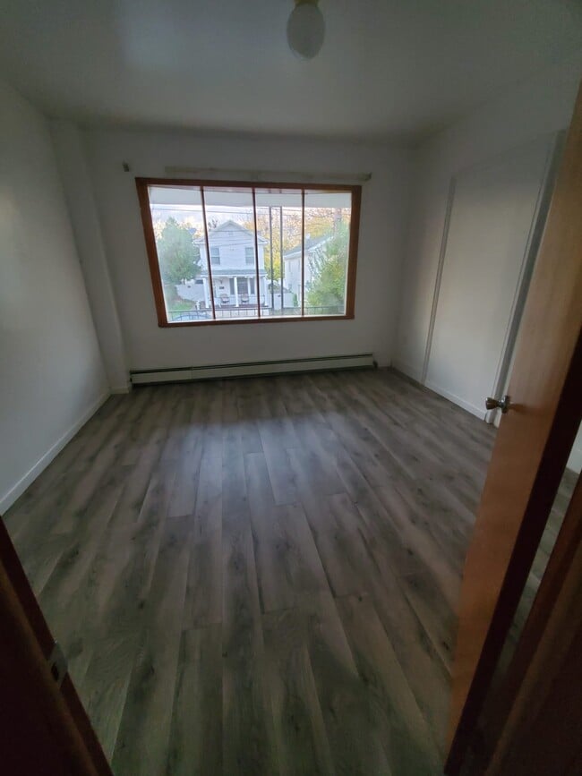 35 N Sherman St, Wilkes Barre, PA 18702 Townhome Rentals in Wilkes