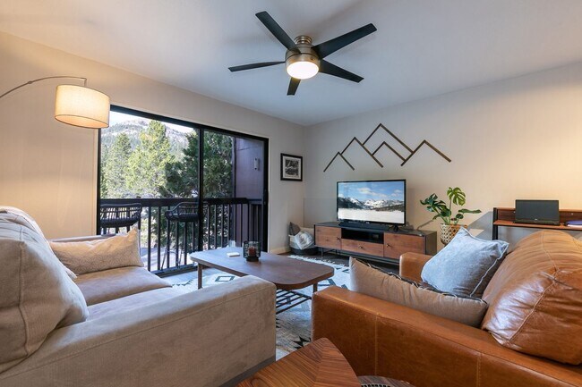 Foto del edificio - 420 Squaw Creek Rd