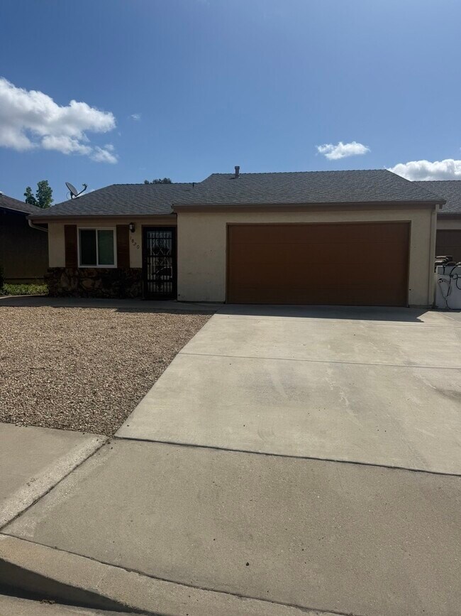 Foto del edificio - 1820 Marigold Ln