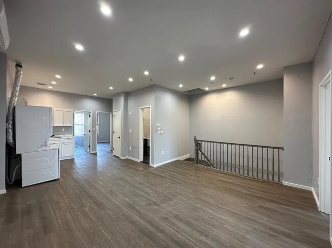Building Photo - 794 McDonald Ave