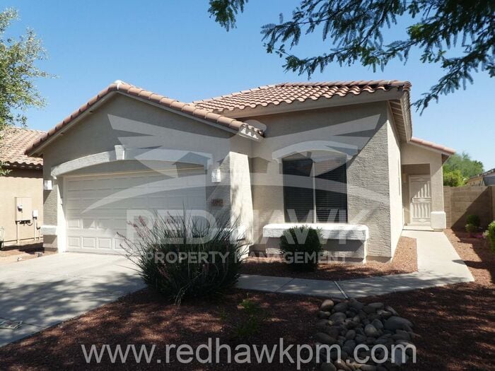 Primary Photo - Immaculate Three Bedroom Plus Den, Two Bat...