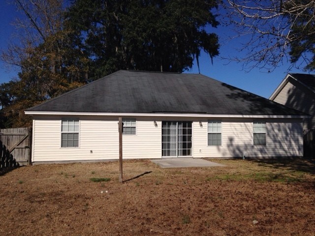 40 Lancaster Way House for Rent in Richmond Hill, GA