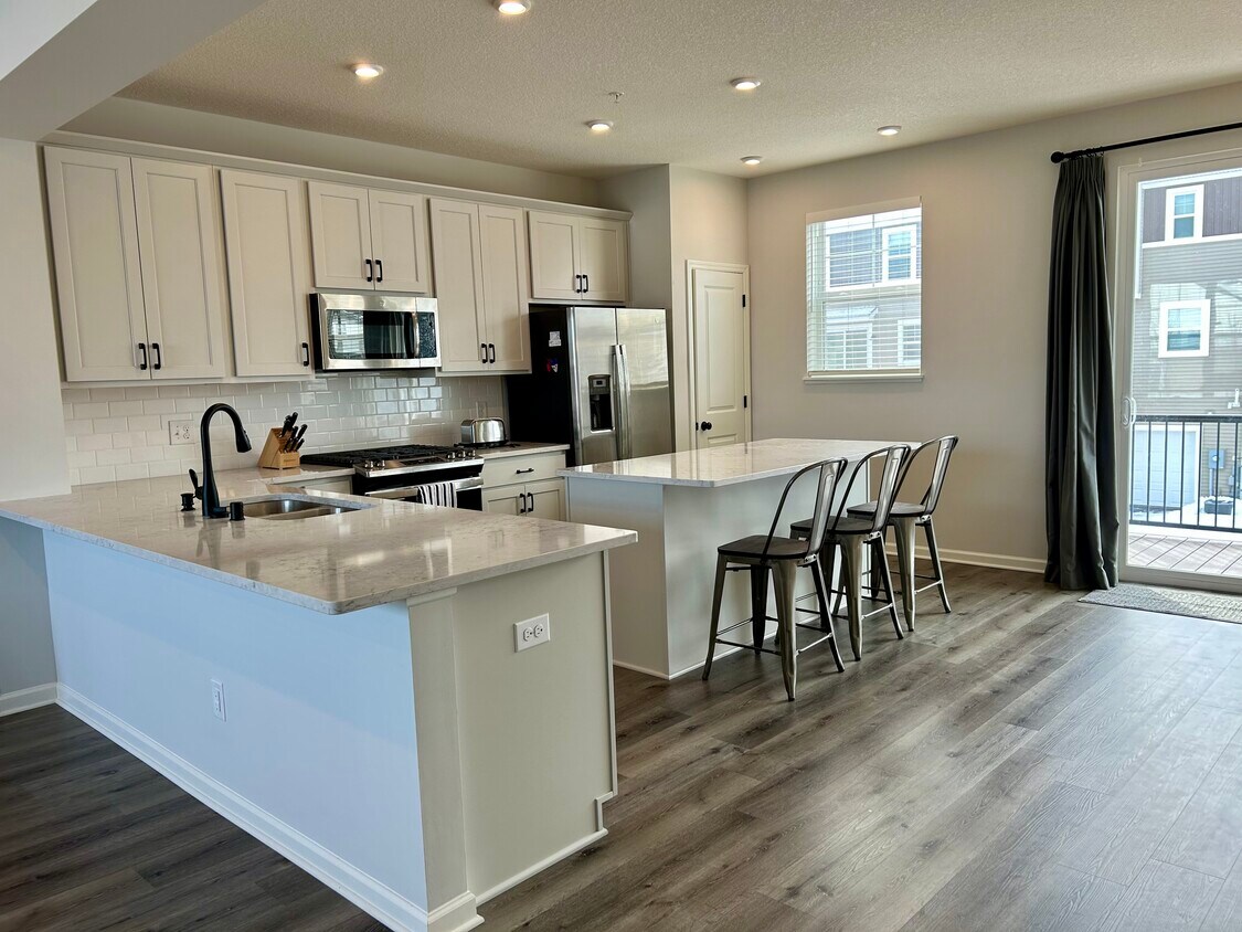 6952 Huckleberry Dr, MN 55331 Townhome Rentals in