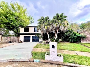 Building Photo - 10718 Sagewind Ct