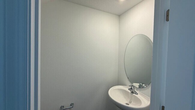 Foto del edificio - 459 Warm Heron Pl