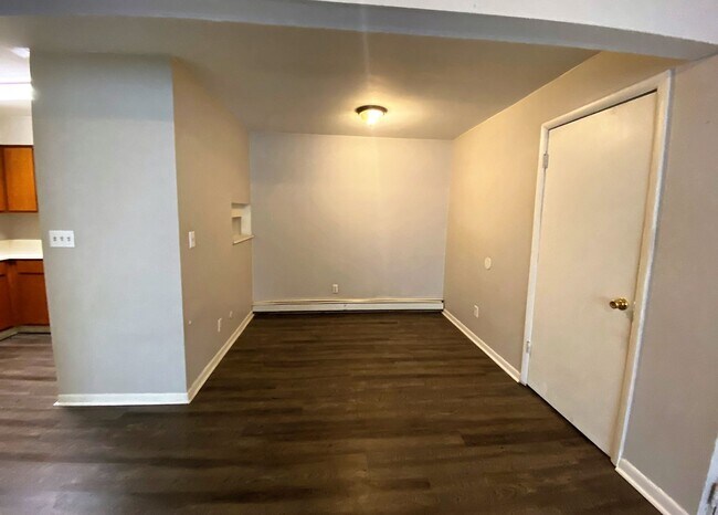 Foto del edificio - Start the new year in a new home! 2 Bedroom Apartment Ready for Move In