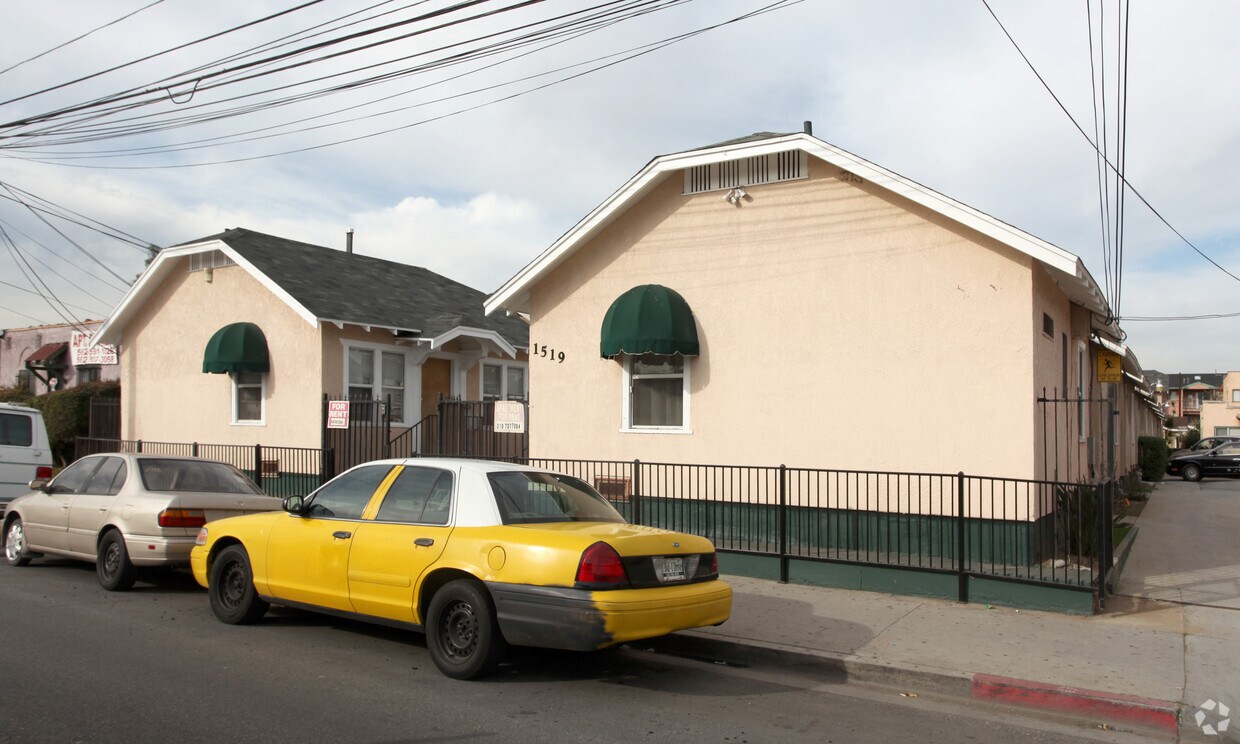 Primary Photo - 1519 E 10th St