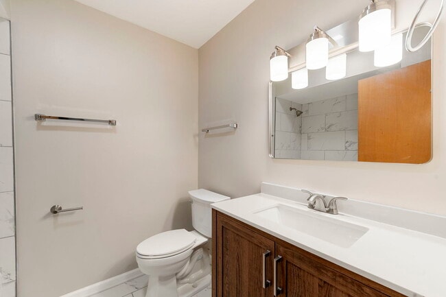 Building Photo - 4603 Grove Ave