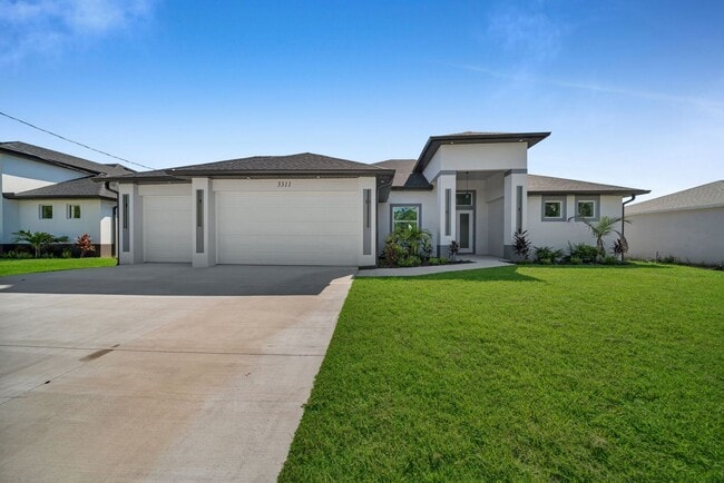 Building Photo - Luxury 3-Bed, 3-Bath + Den Home with Designer Kitchen & 3-Car Garage Special Offer! Qualify for a...