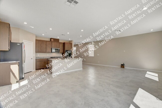 Building Photo - 6820 Calvitero St