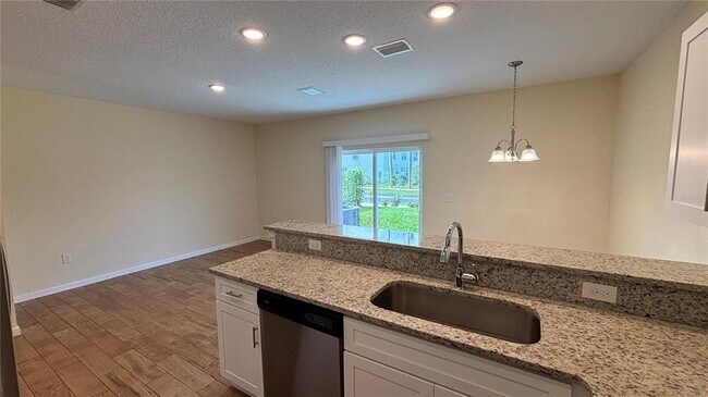 Foto del edificio - 280 Gardner Ln