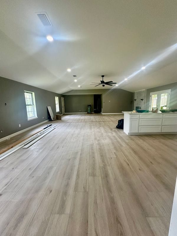 Building Photo - 7741 Simmons Dr