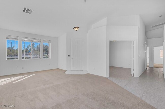 Building Photo - 1111 Heaton Ave