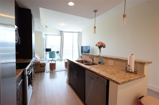 Foto del edificio - 1080 Peachtree St NE