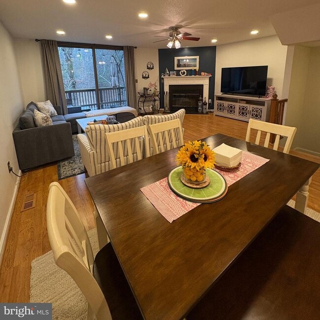 Foto del edificio - 46 Fishhook Ln