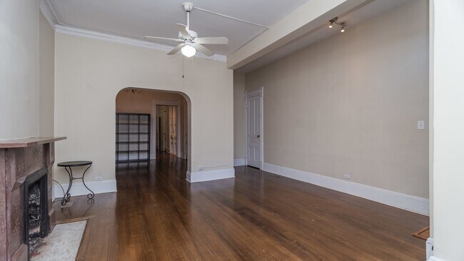 Foto del edificio - 2022 N Bissell St