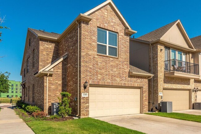 Foto del edificio - 4200 Riverside Dr