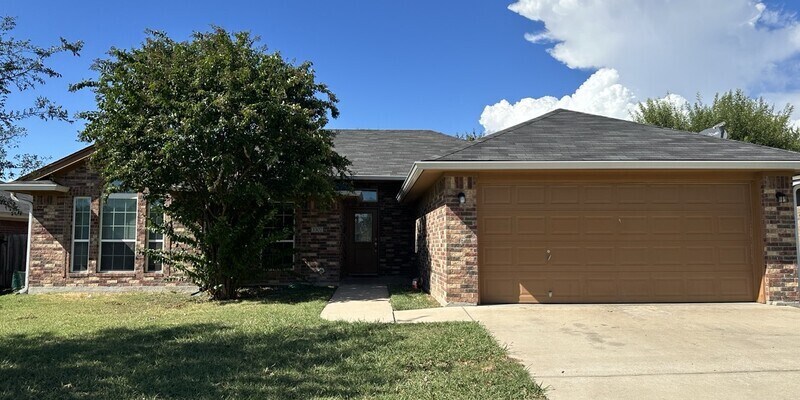 Primary Photo - 3307 Churchill Dr