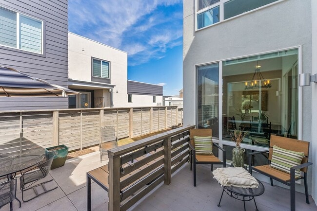 Building Photo - 6682 Serviceberry Dr