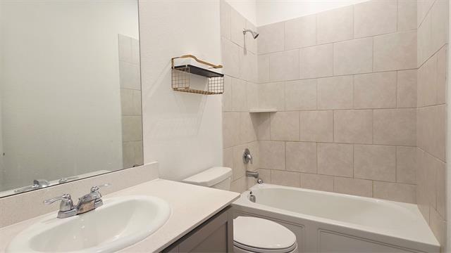 Foto del edificio - 1218 Smoketree Ln