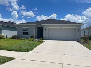 Building Photo - 3944 Fescue St