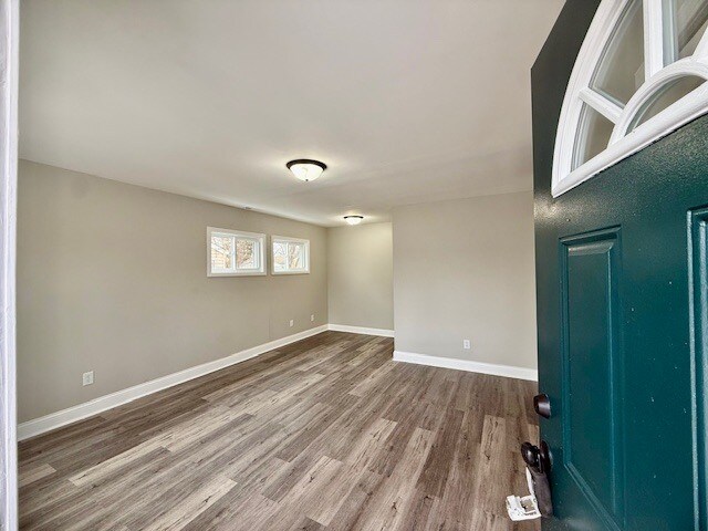 Building Photo - 2517 E 22nd Pl