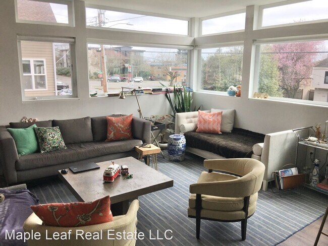 Foto del edificio - 2 br, 2.5 bath House - 2418 NW 62nd St