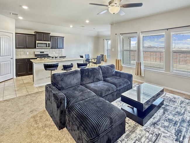 Foto del edificio - 845 Watson Wy