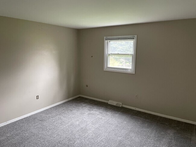 Foto del edificio - 906 Willcliff Dr