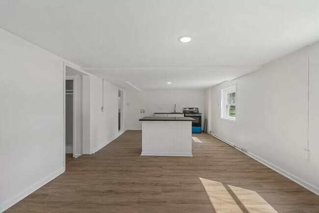 Foto del edificio - 803 Lichfield Rd