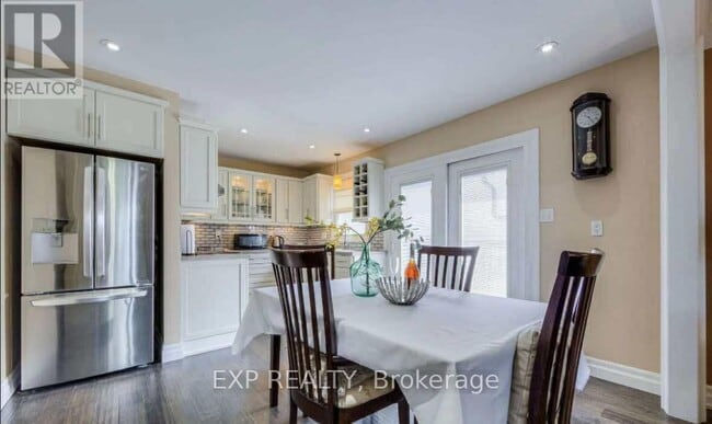 Building Photo - 72 Glovers Rd
