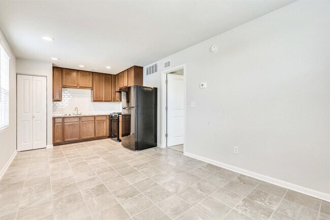 Foto del edificio - 1628 Arbor Knot Dr