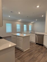 Building Photo - 7525 Angels Lndg Ln Building Photo - 7525 Angels Lndg Ln