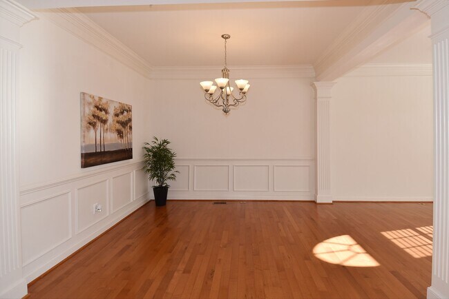 Foto del edificio - 7981 Vigne Ct