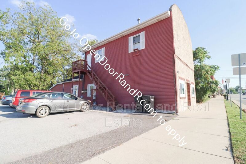 340 N Wayne St Unit 3, Waterloo, IN 46793 Condo for Rent in Waterloo