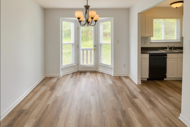 Foto del edificio - 287 Arbor Pl Ln