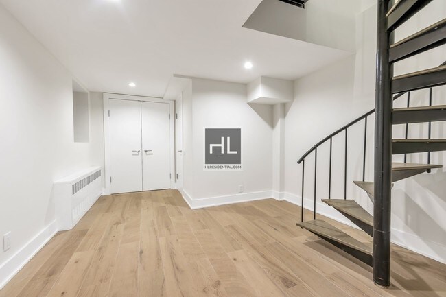 Foto del edificio - 226 E 25th St