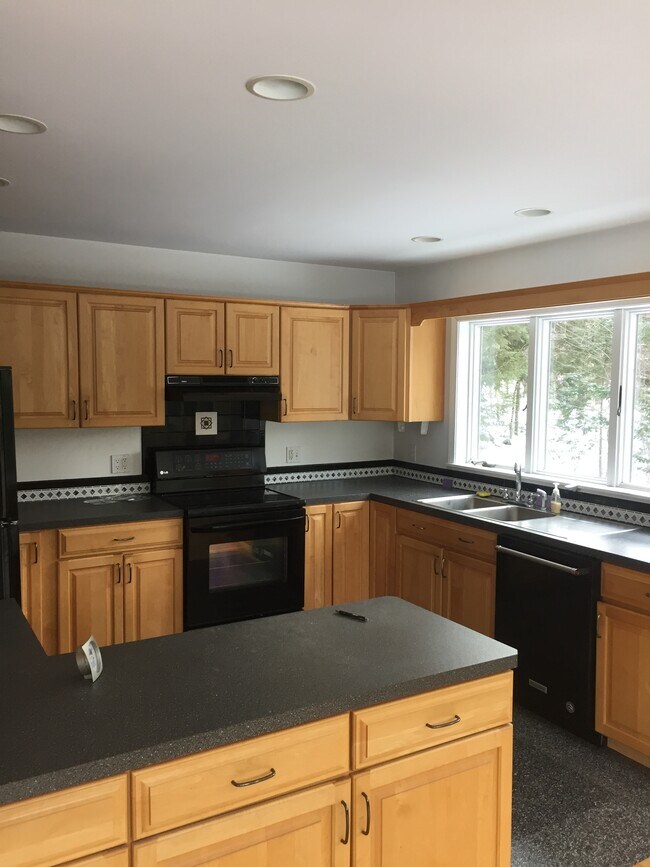Building Photo - 44 Armington Loop