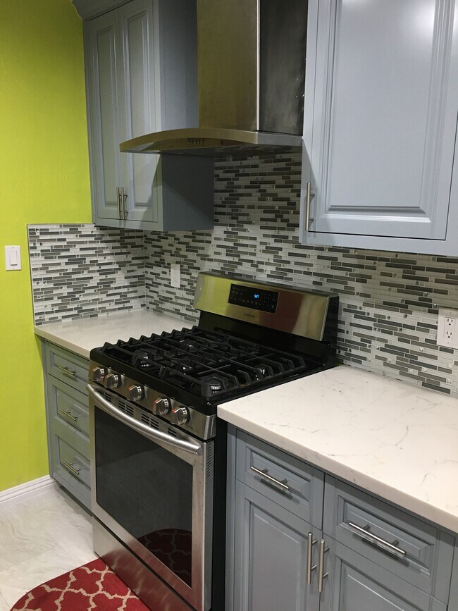 Foto del edificio - 2074 Tiny St