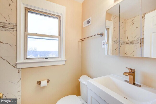 Foto del edificio - 924-947 47th St NE