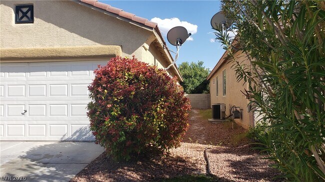 Foto del edificio - 9112 Manalang Rd