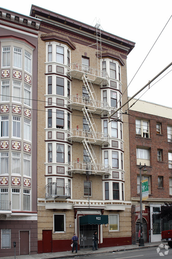 Building Photo - The Bruno Apartments