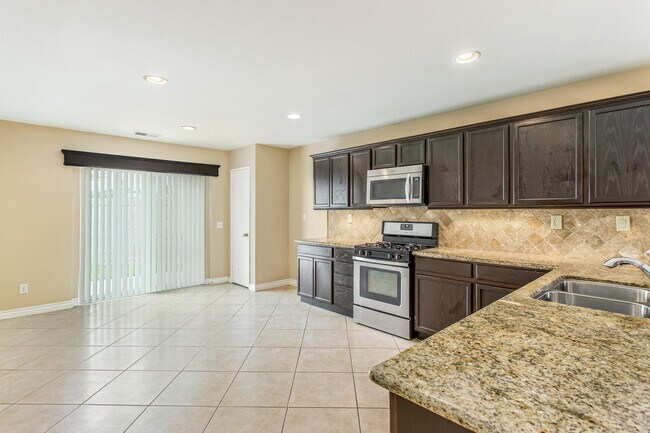 Building Photo - 11753 Bunker Hill Dr